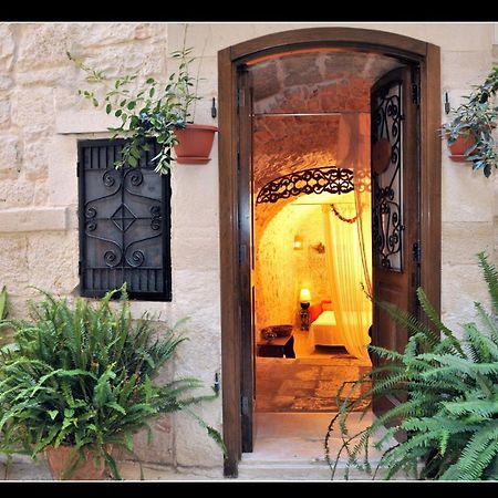 Corte Sagarriga Visconti Bed and Breakfast Giovinazzo Esterno foto