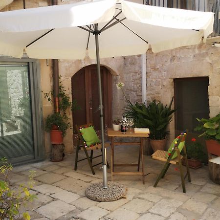 Corte Sagarriga Visconti Bed and Breakfast Giovinazzo Esterno foto