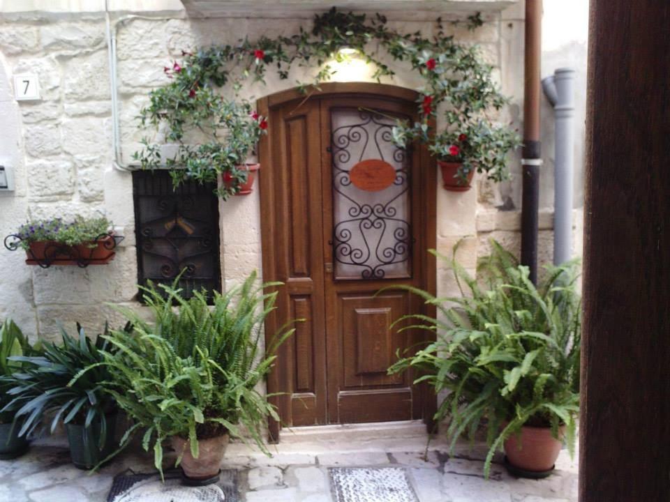 Corte Sagarriga Visconti Bed and Breakfast Giovinazzo Esterno foto