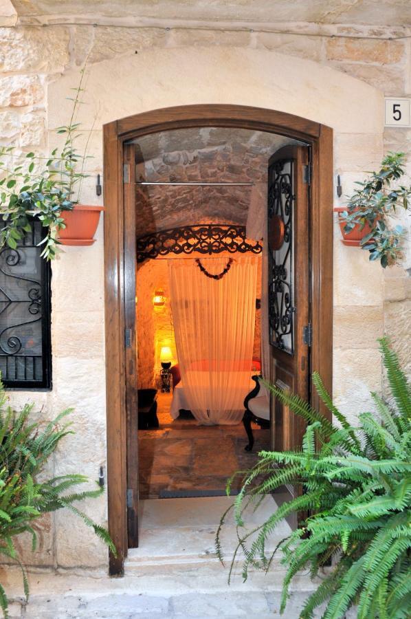 Corte Sagarriga Visconti Bed and Breakfast Giovinazzo Esterno foto